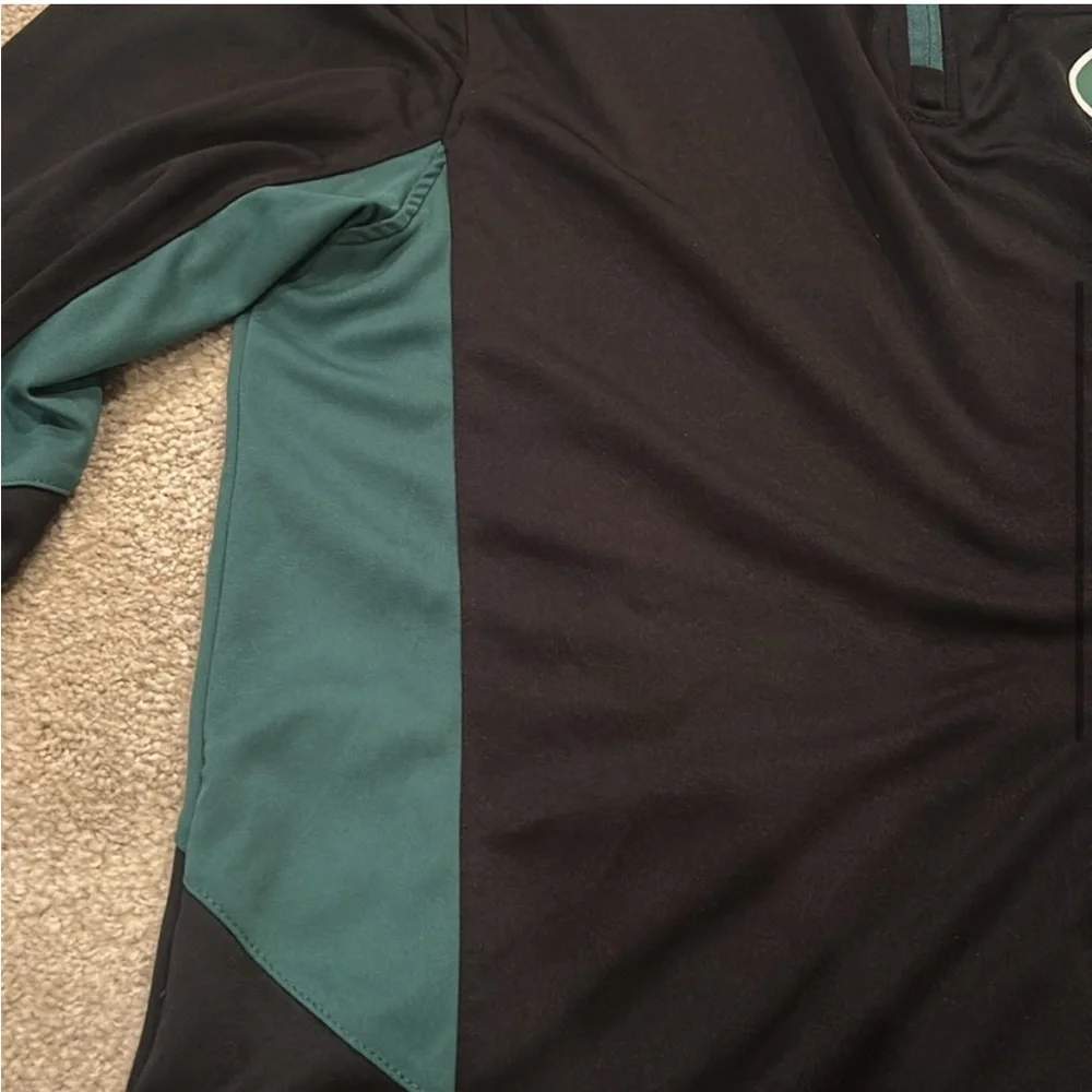Black and Green Jets Pullover - Picture 4 of 6